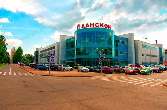 Фирменные магазины Хаммер в Санкт-Петербурге: ТЦ Ланской